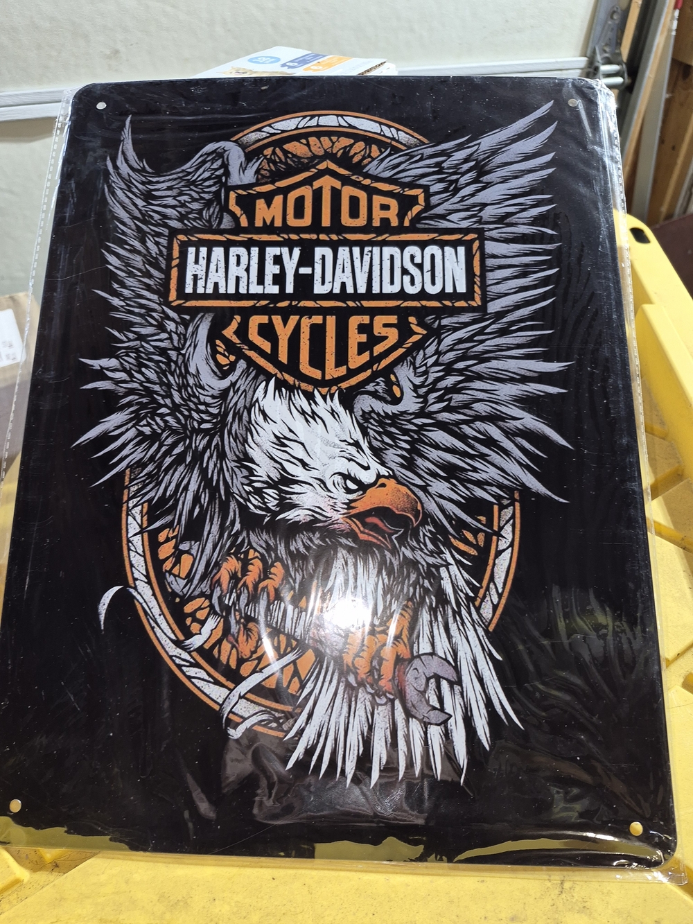 Tin Sign - Picture 1 of 1